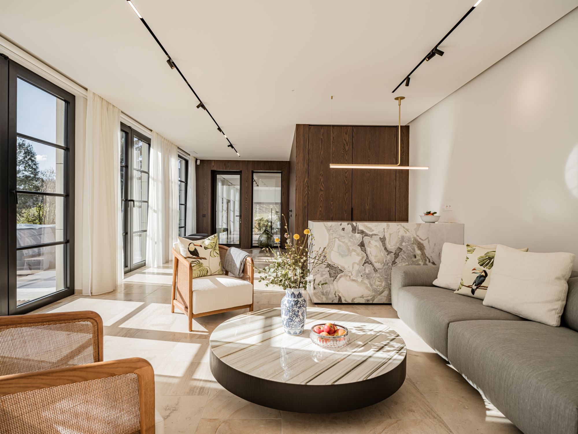 woonkamer met verlichting