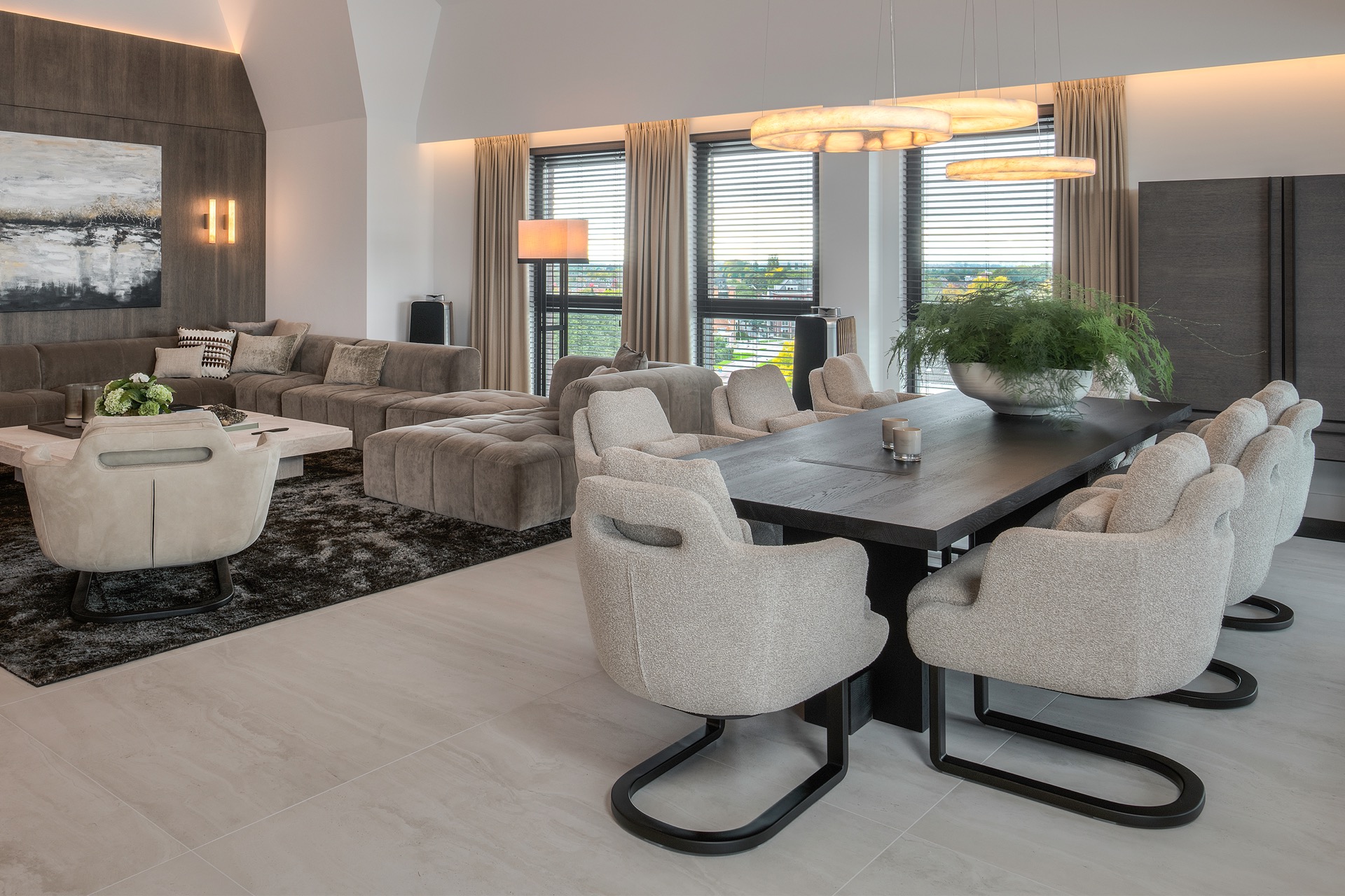 woonkamer met luxe verlichting