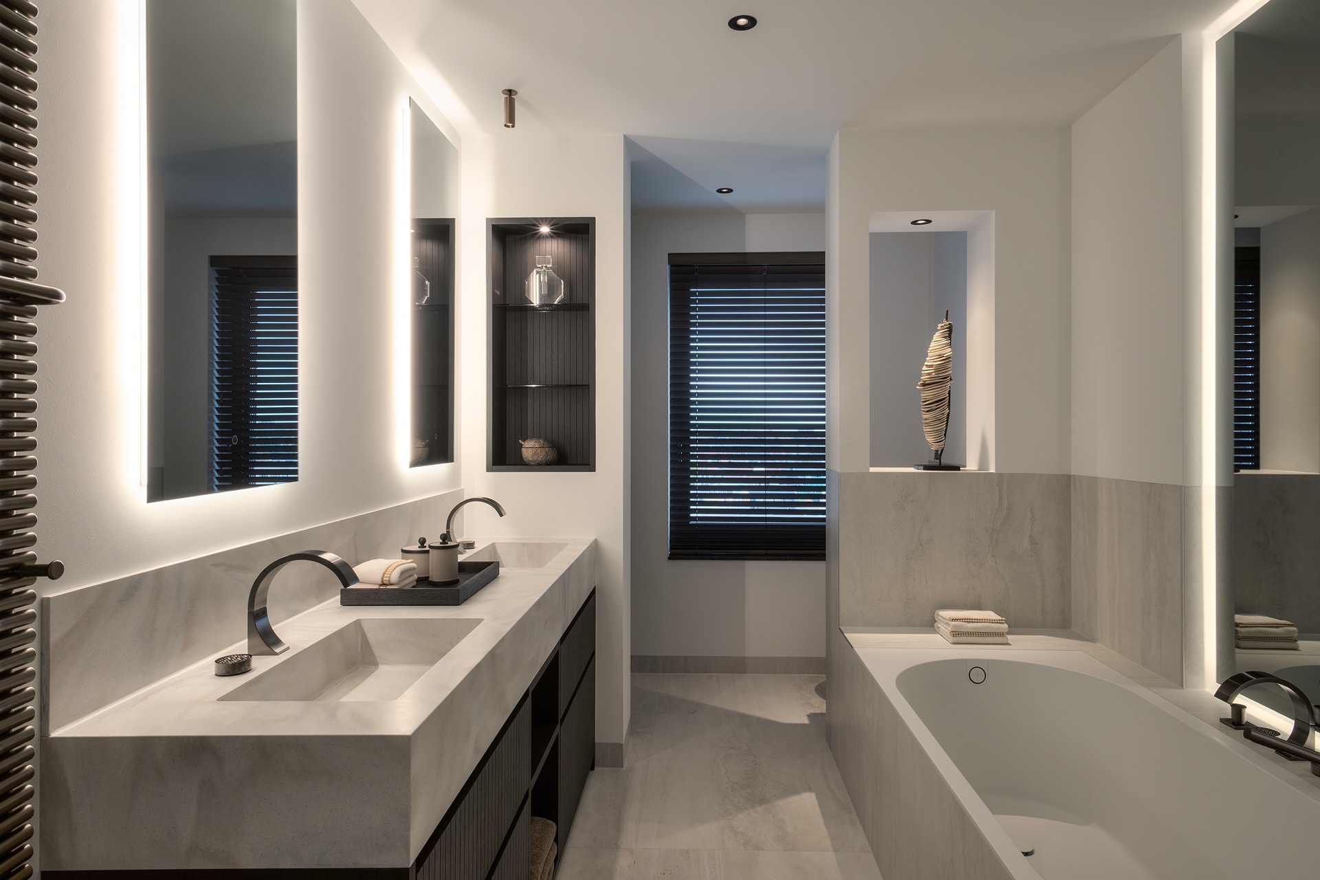 badkamer met luxe verlichting