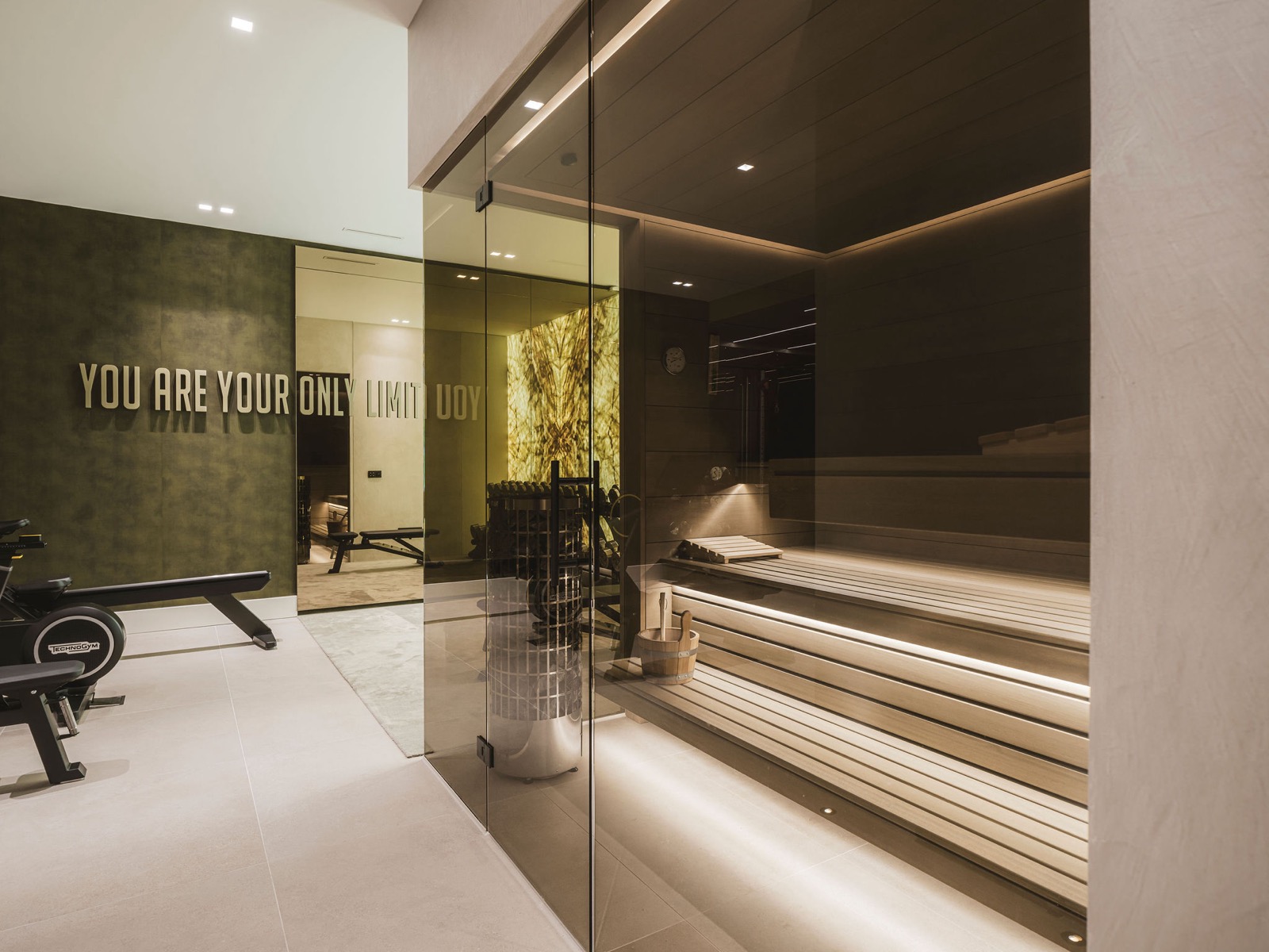 luxe sauna
