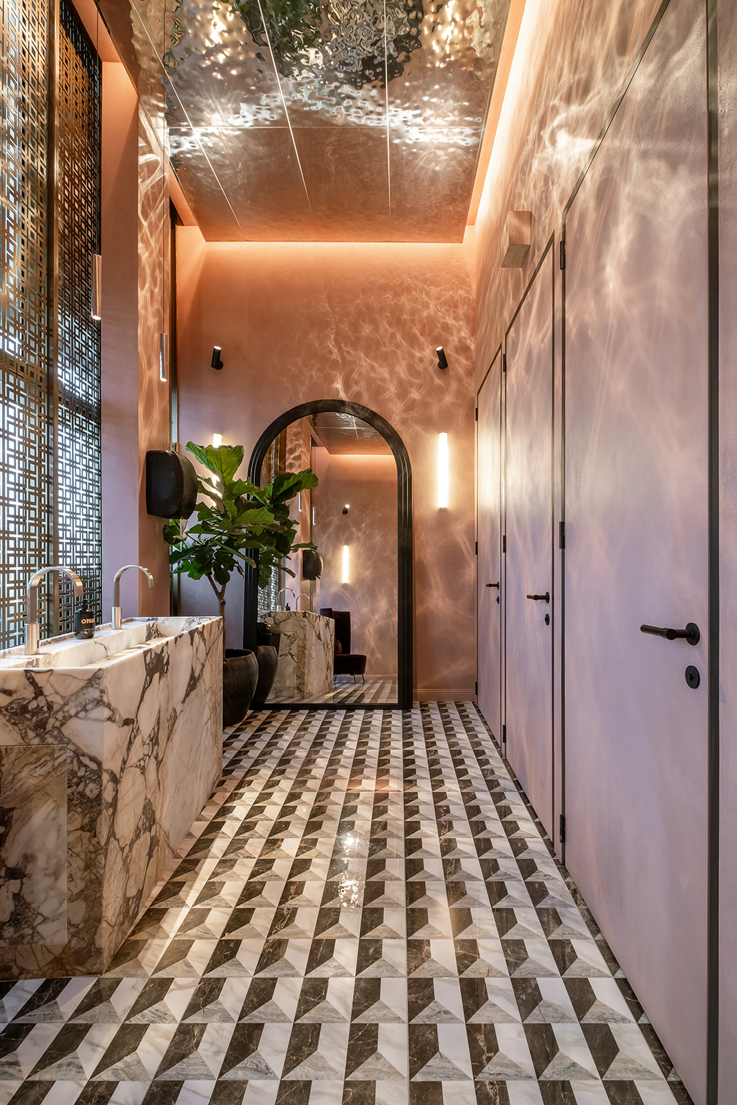 wandafwerking toilet