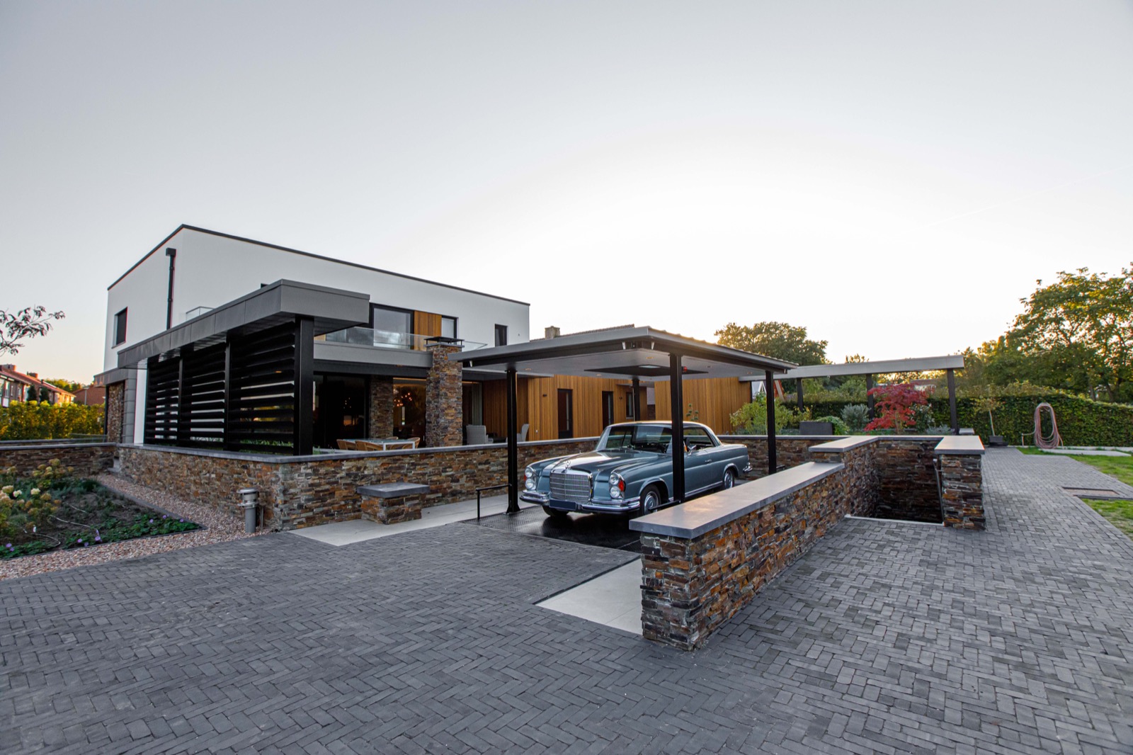 villa met luxe panelen