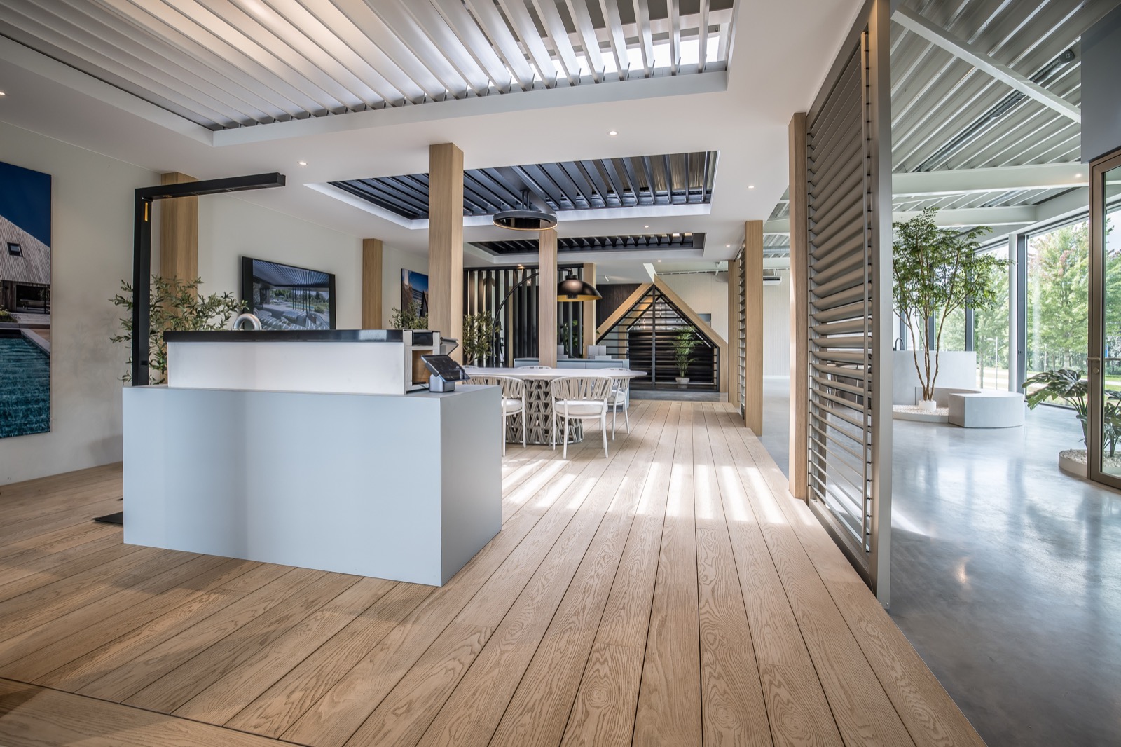 overkapping met louvrepanelen