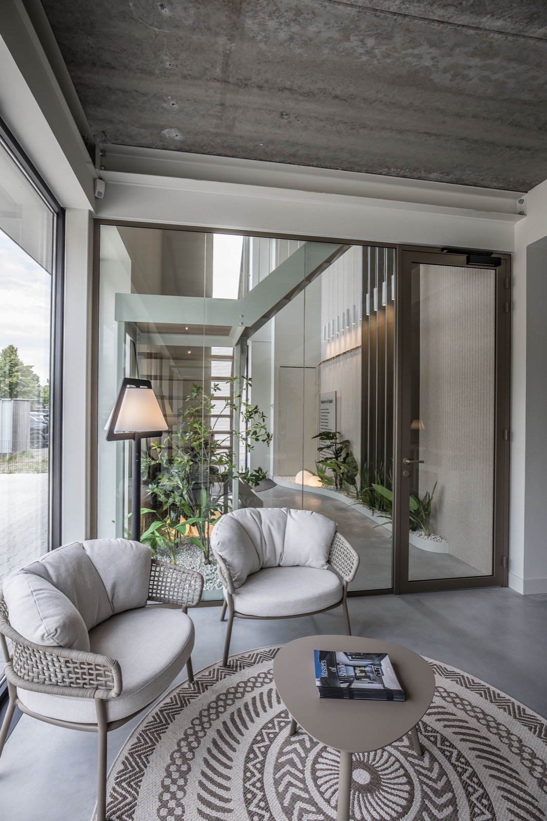 hal met design meubels