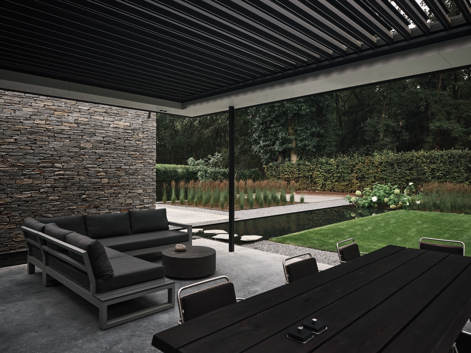 luxe terrasoverkapping met lamellen