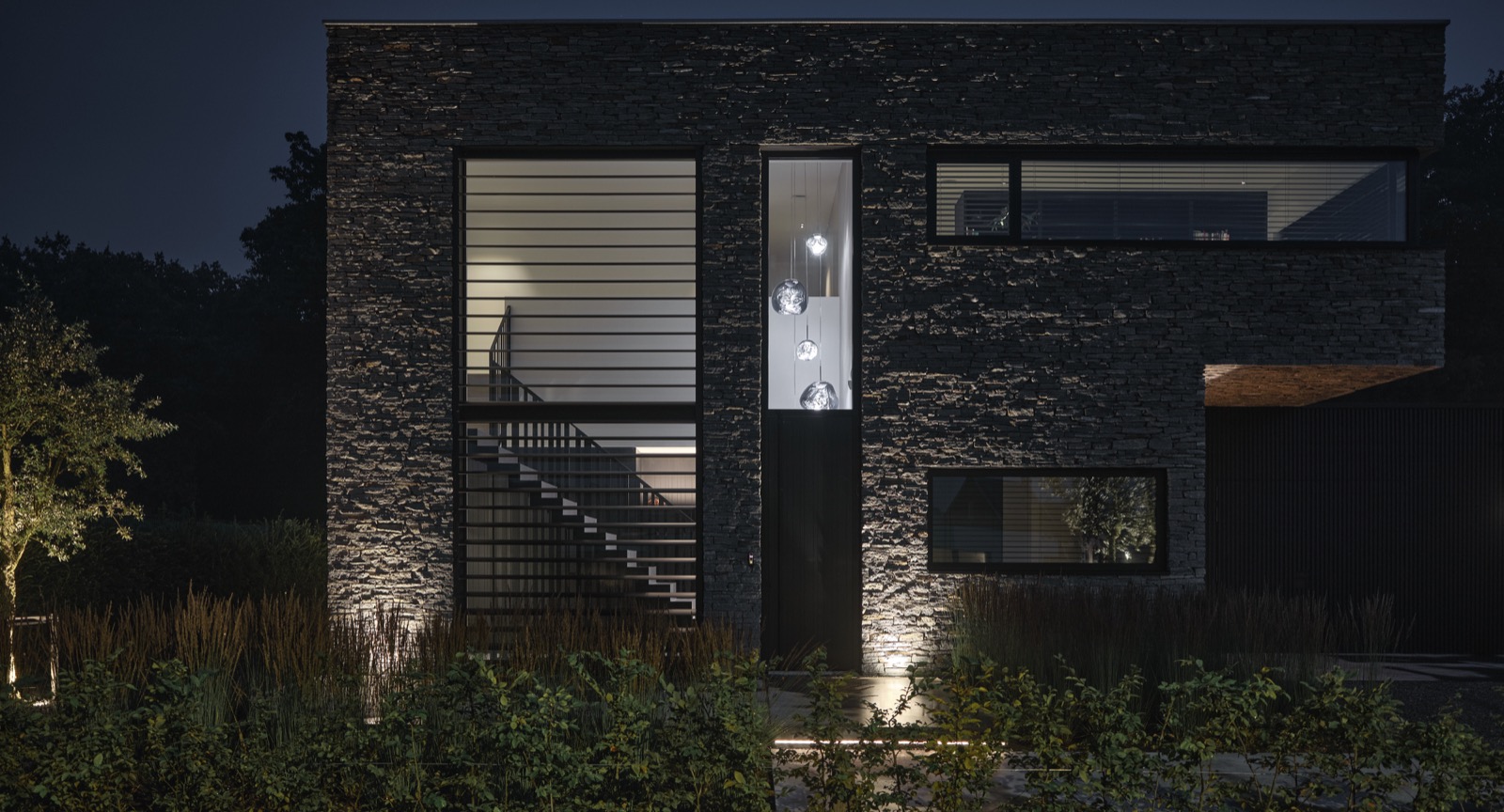 villa met maatwerk louvre panelen