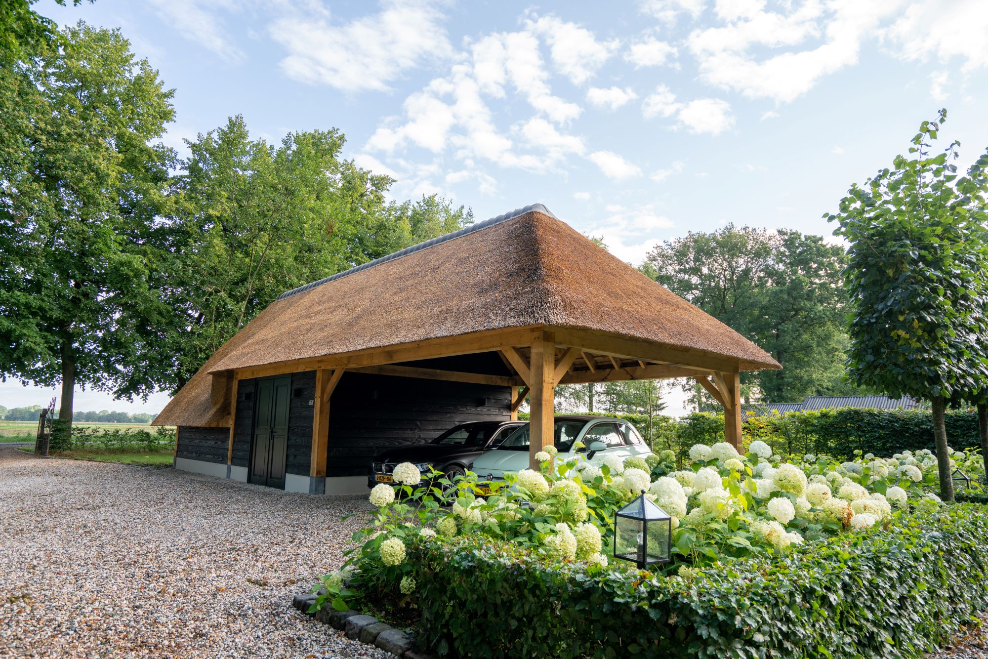 luxe carport