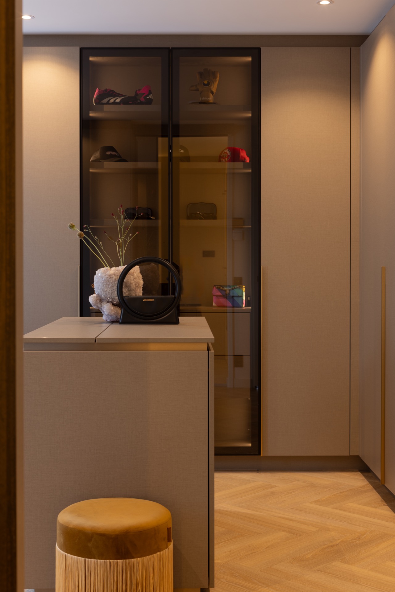 dressing met maatwerk kasten