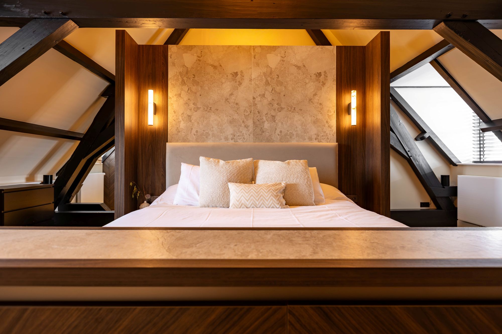 luxe bed