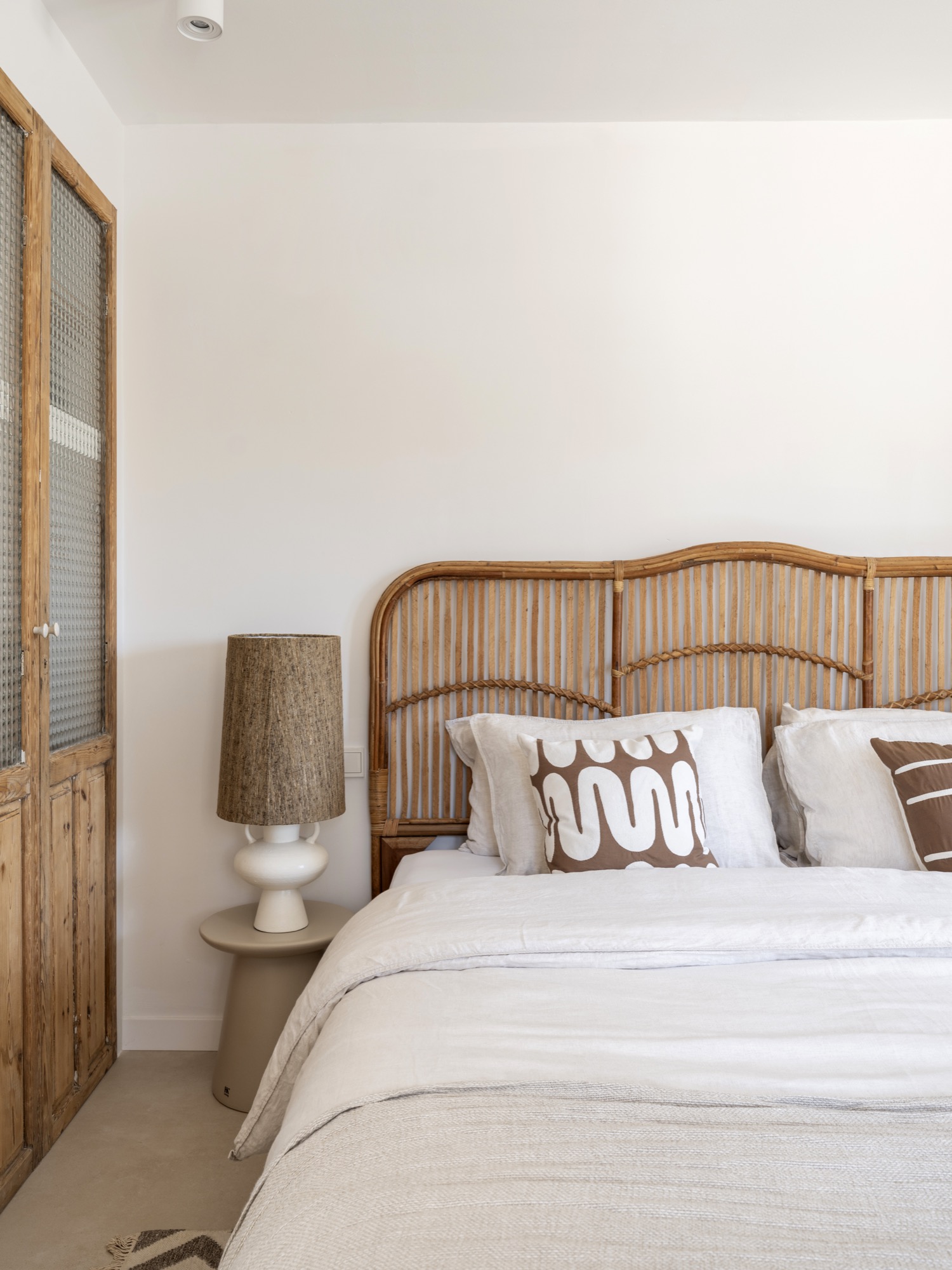 luxe slaapkamer met design bed