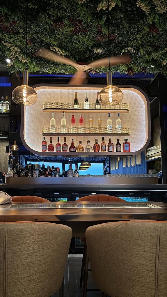 luxe bar