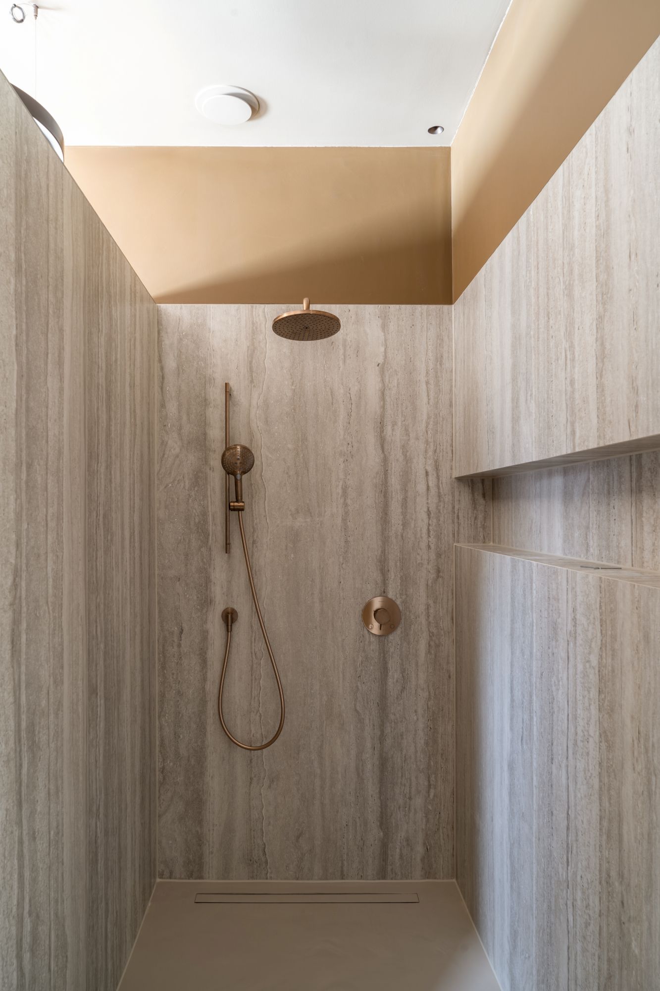 luxe douche