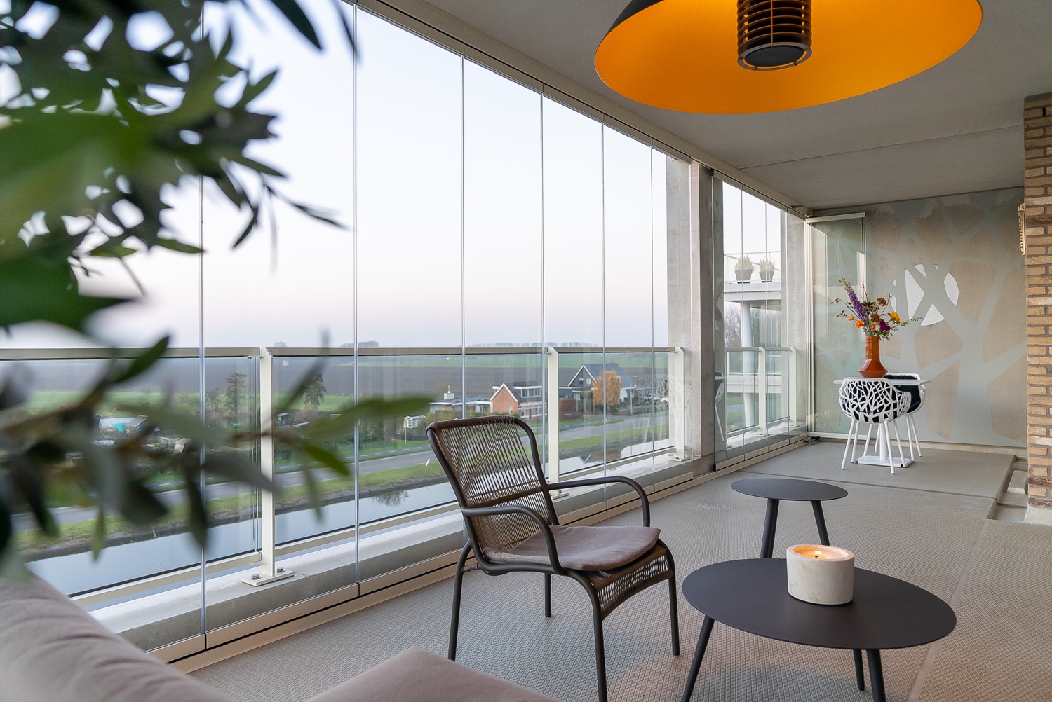 balkon met glas