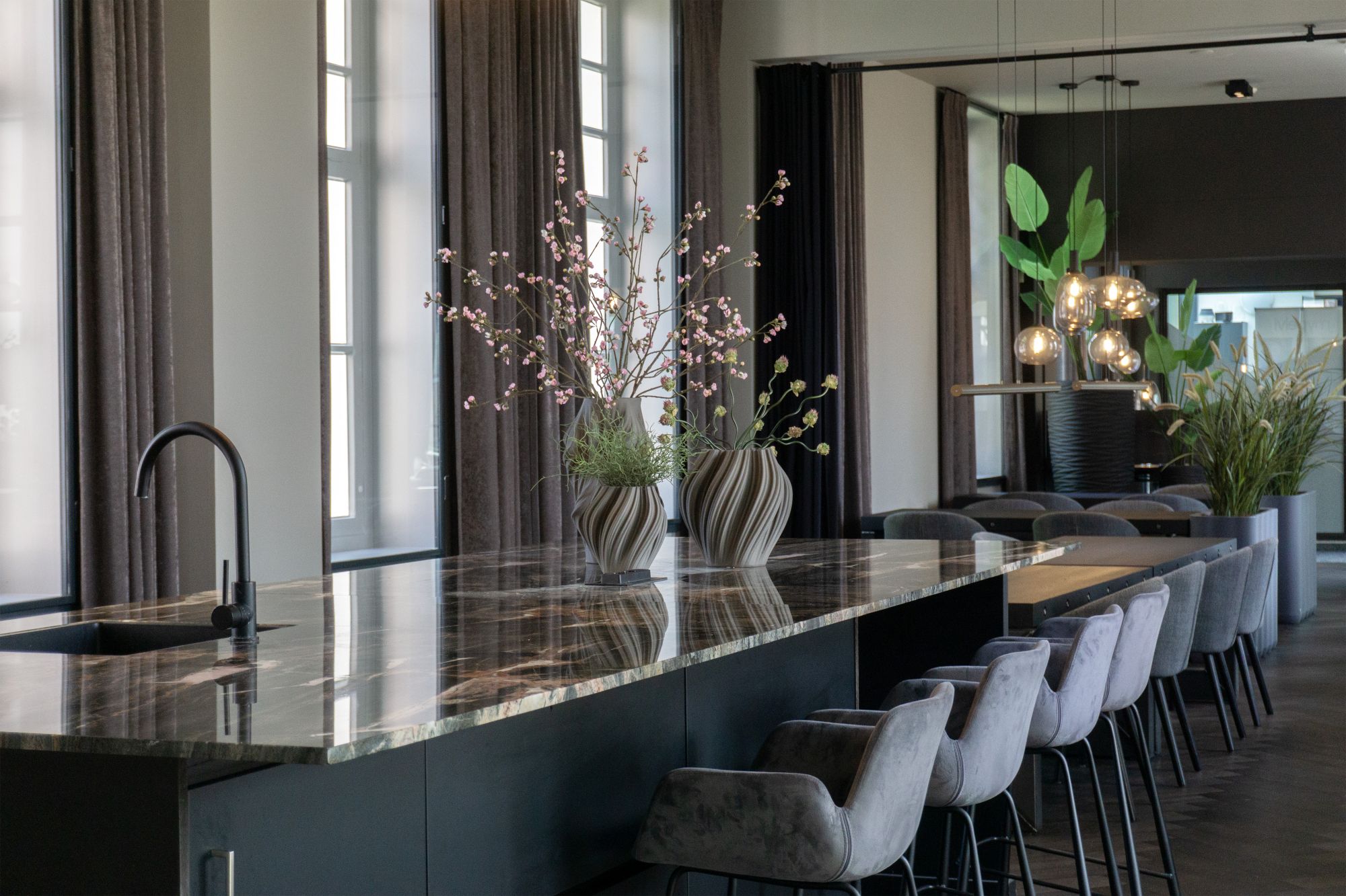 luxe bar