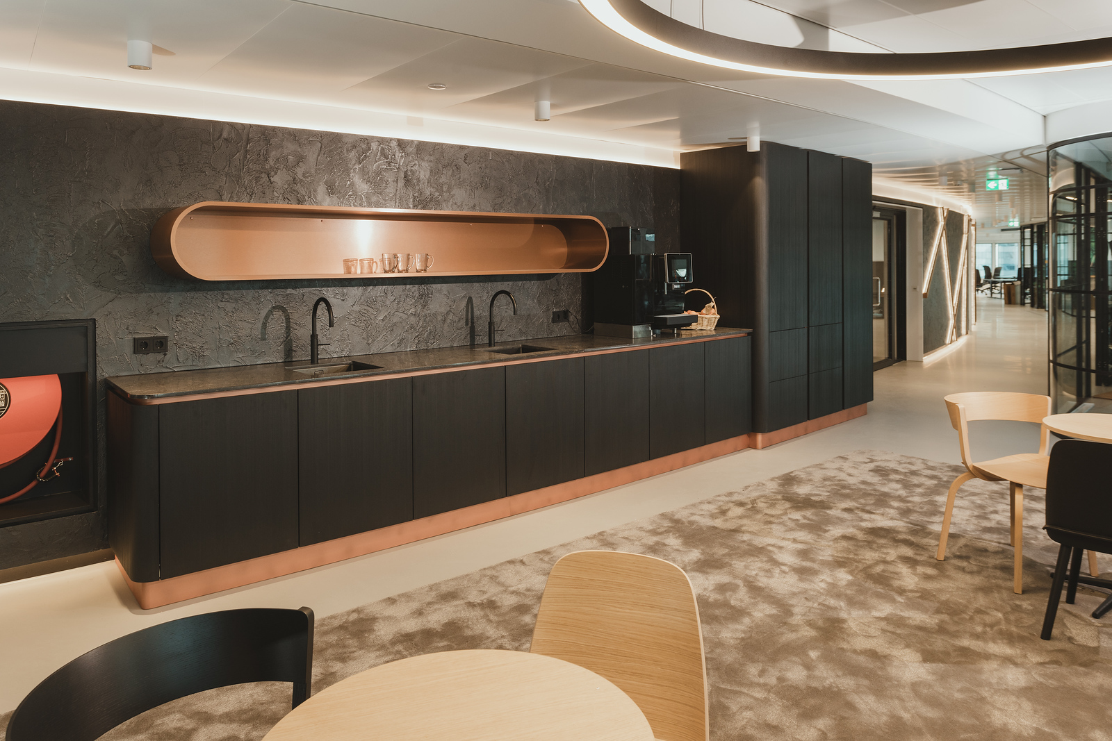 luxe kantoor met keuken