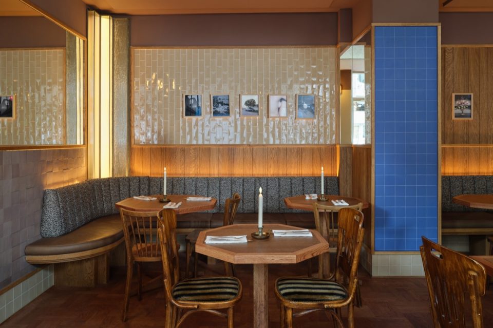zitplaatsen cafe