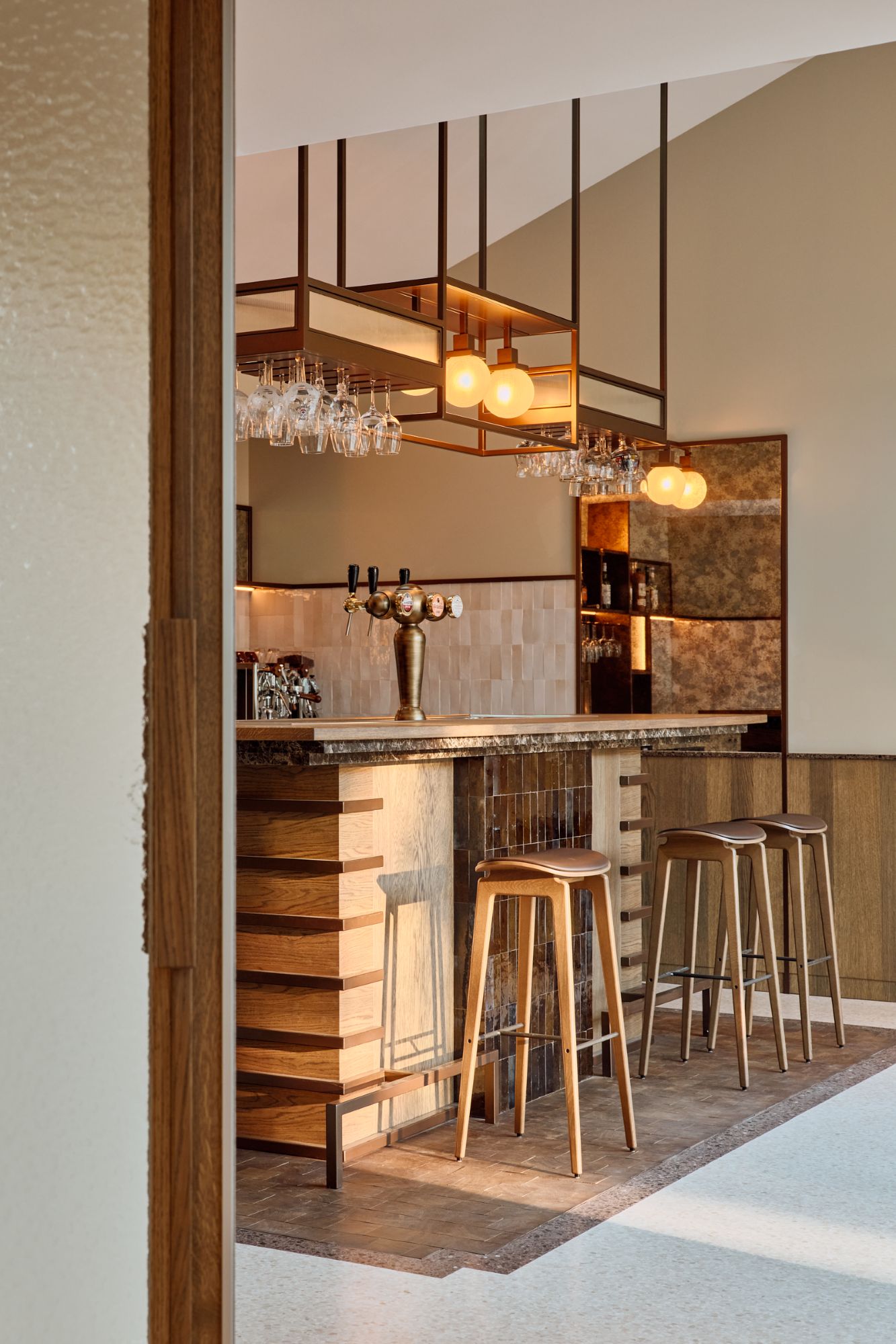 luxe bar