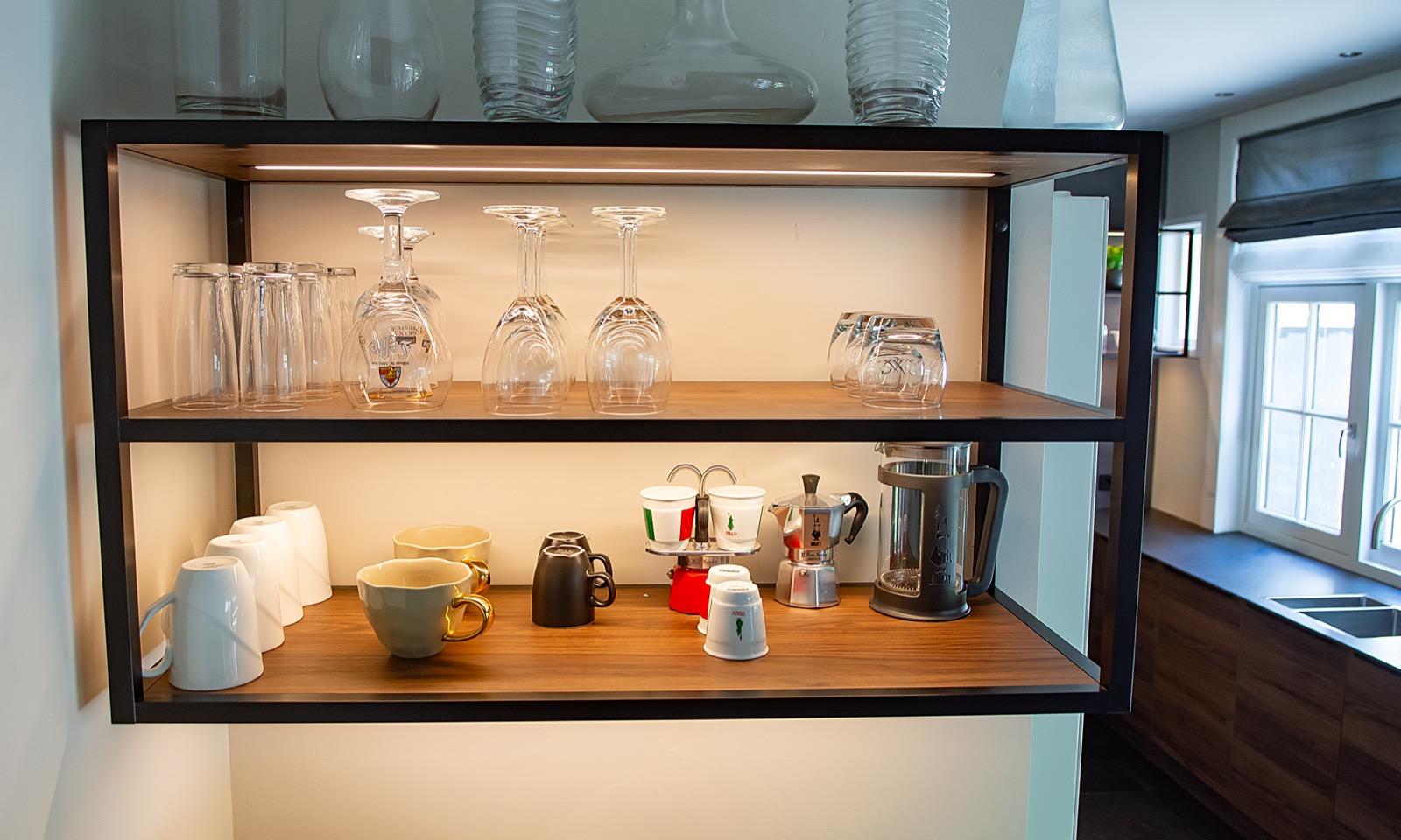luxe wandkast in keuken