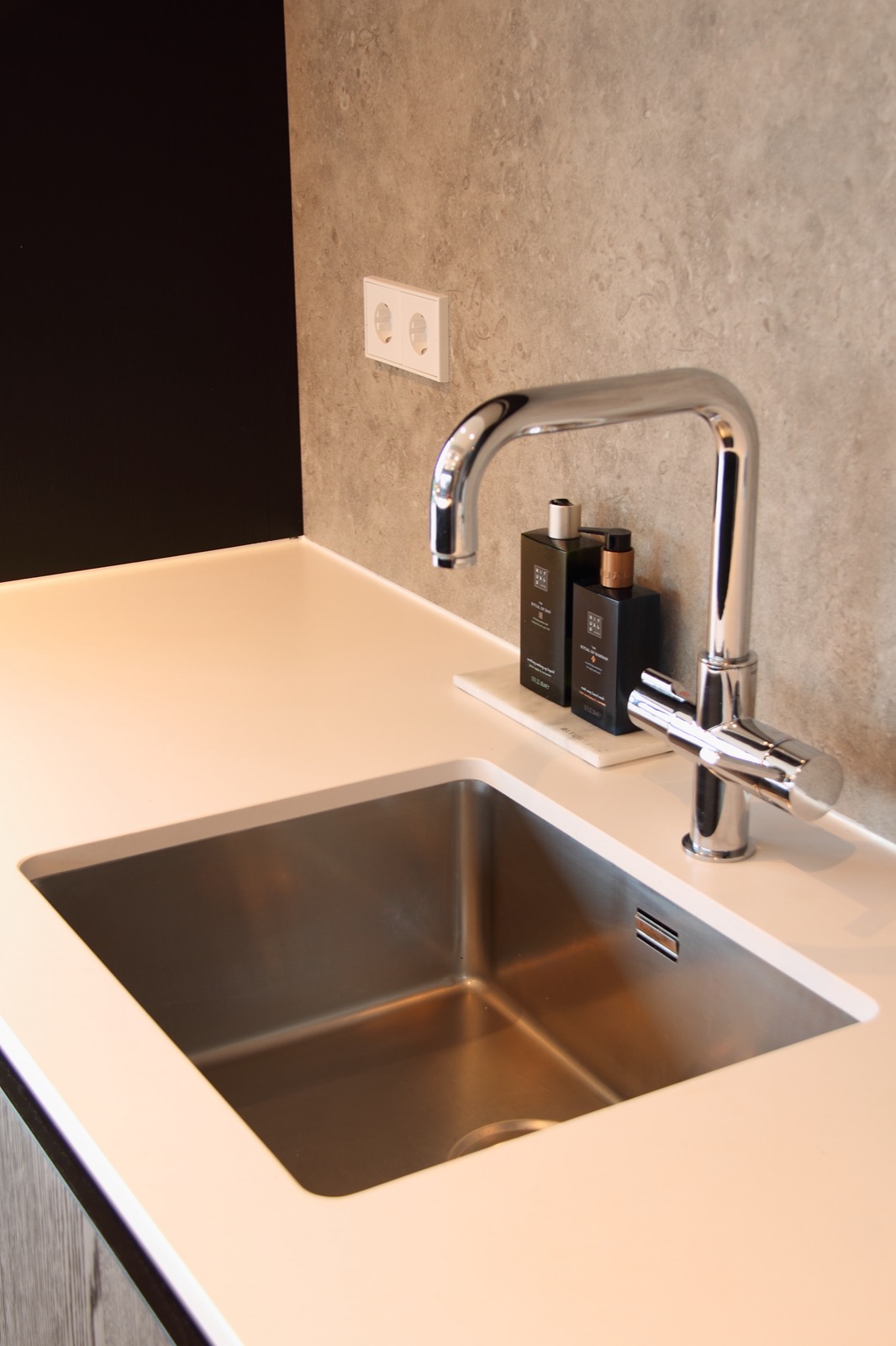 keuken met luxe kraan