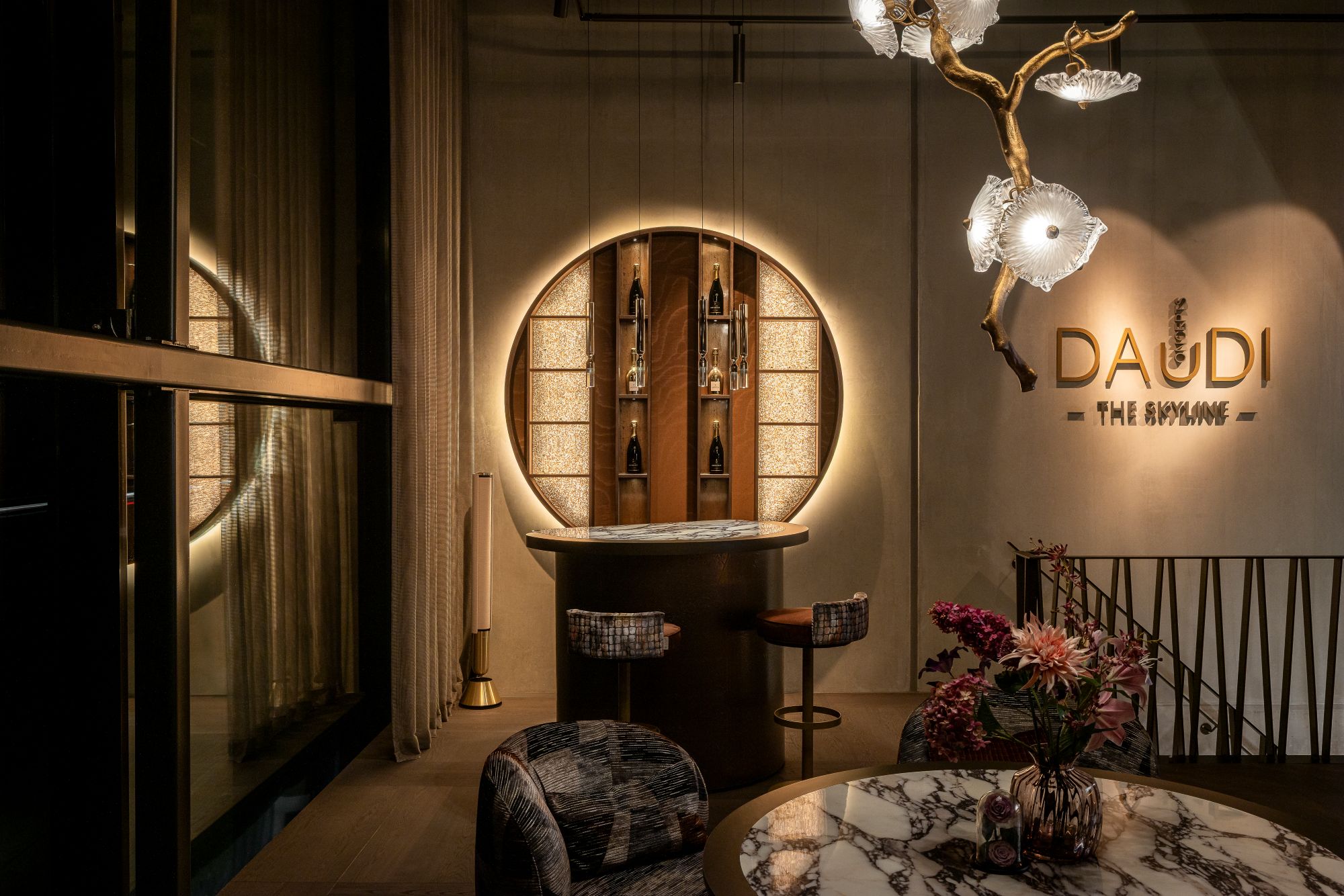 wijnbar met verlichting