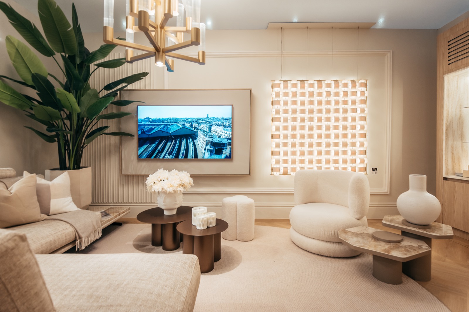 woonkamer met luxe cinema en audio