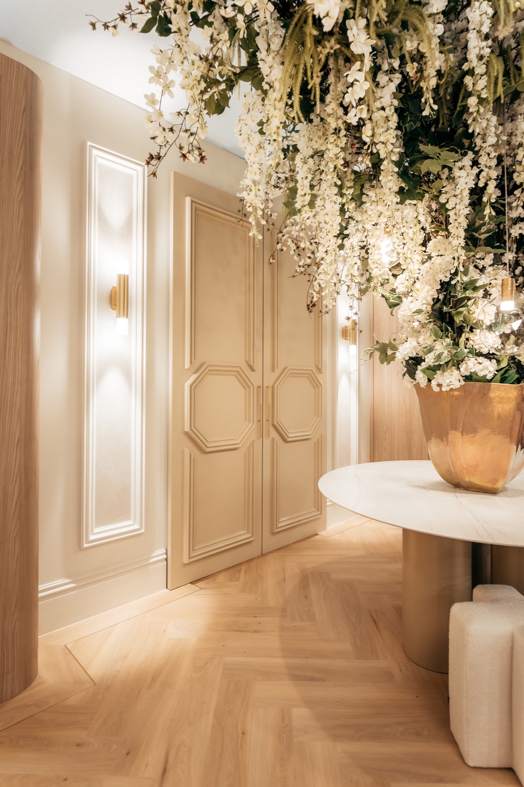 hal met luxe verlichting