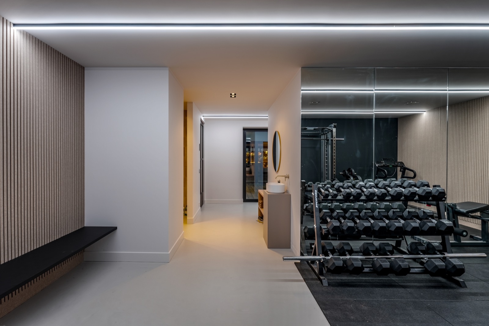 fitness met luxe verlichting
