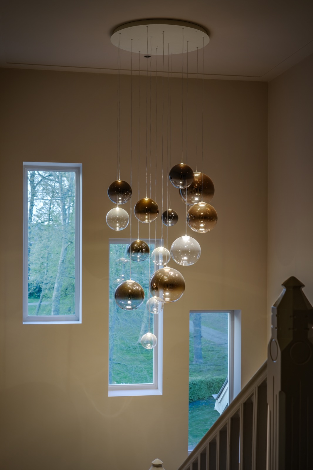 hal met luxe lamp