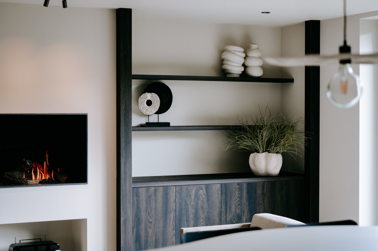 modern interieur met luxe verlichting