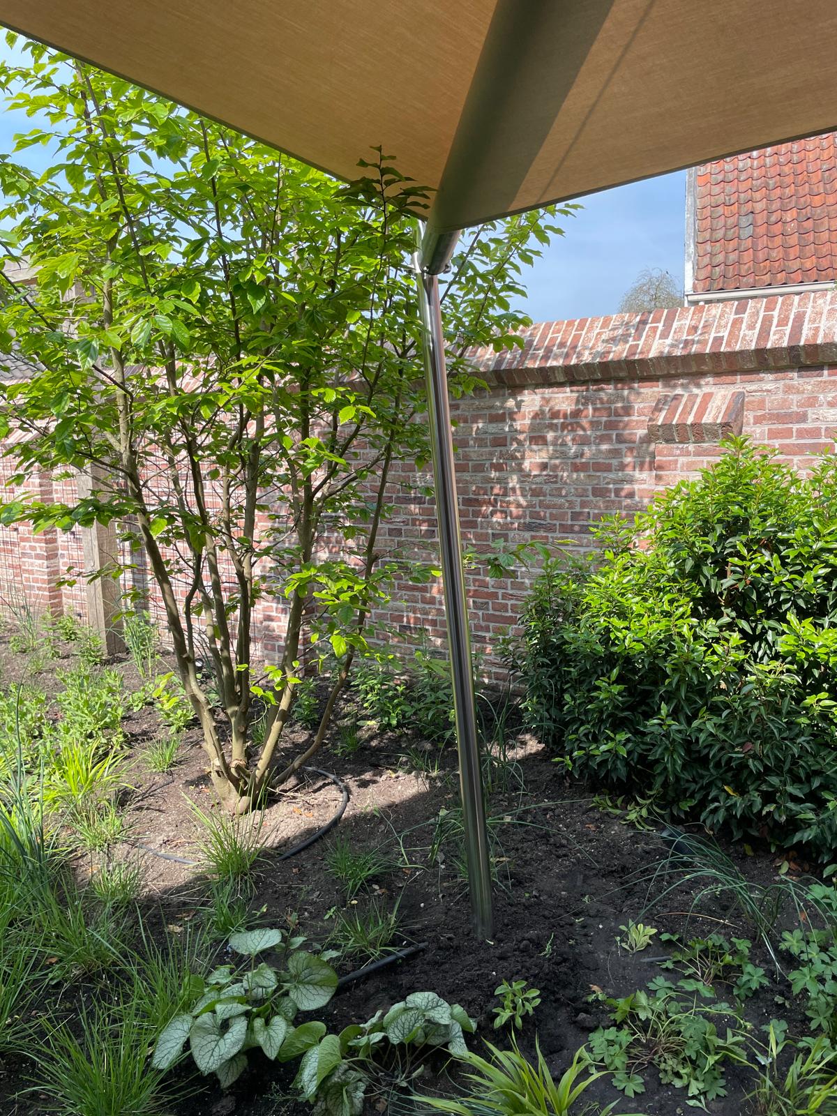 tuin met zonwering