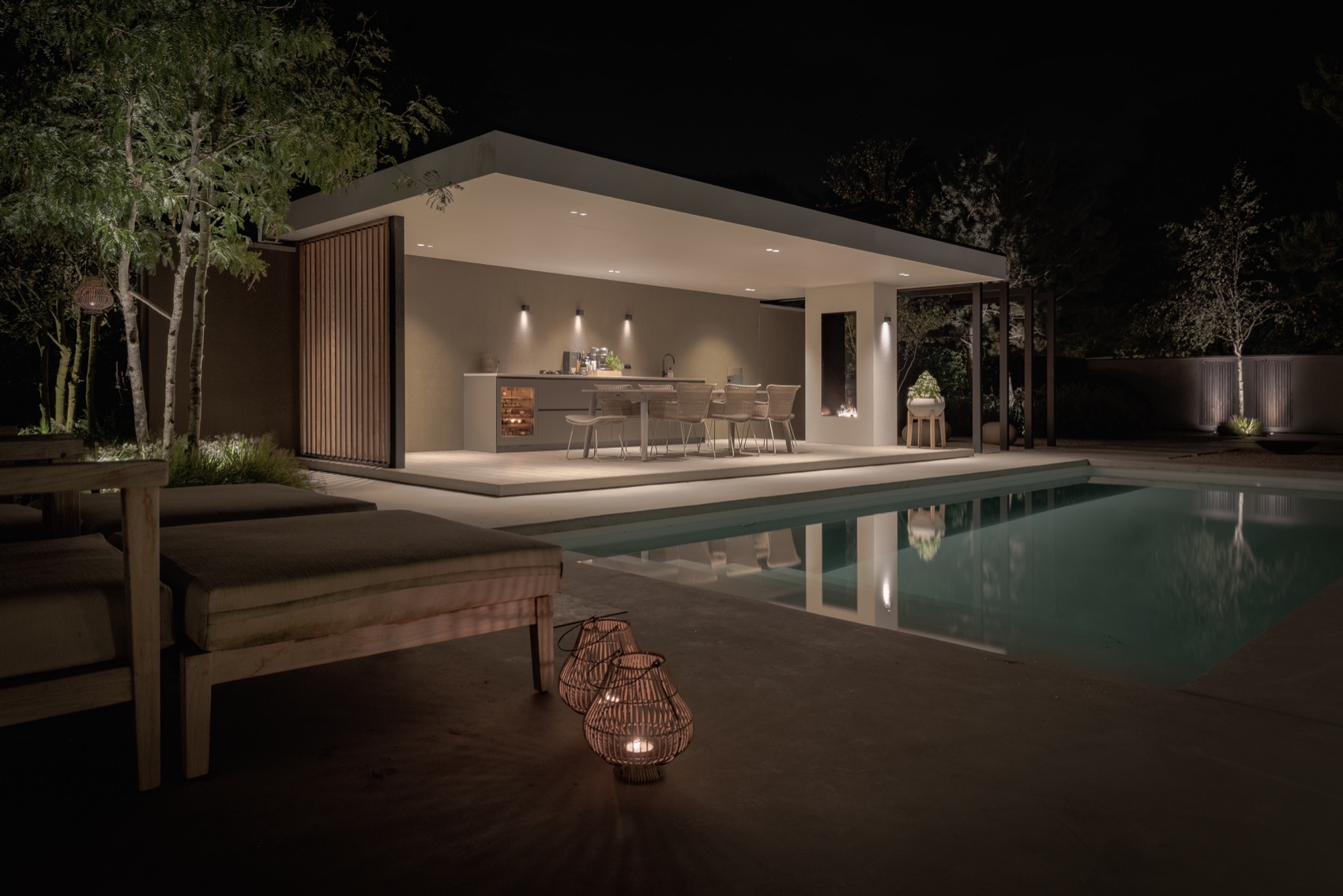luxe tuin met buitenverlichting