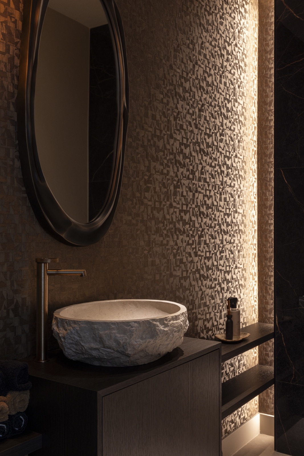 toilet met design wastafel