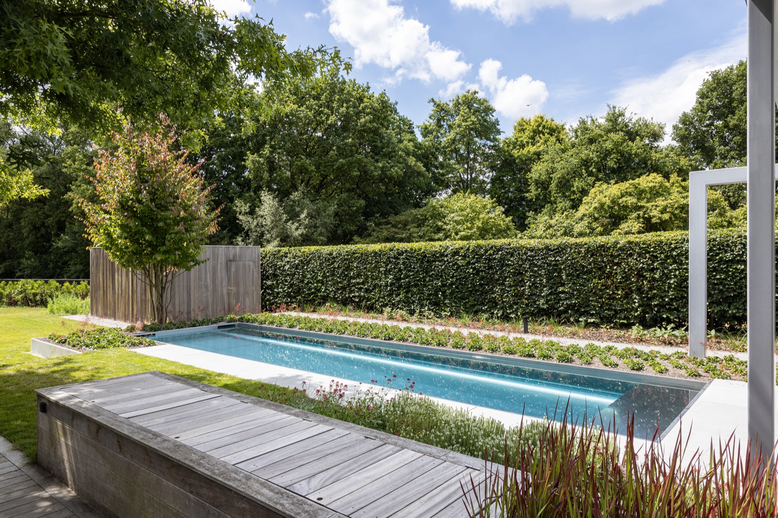luxe zwembad buiten