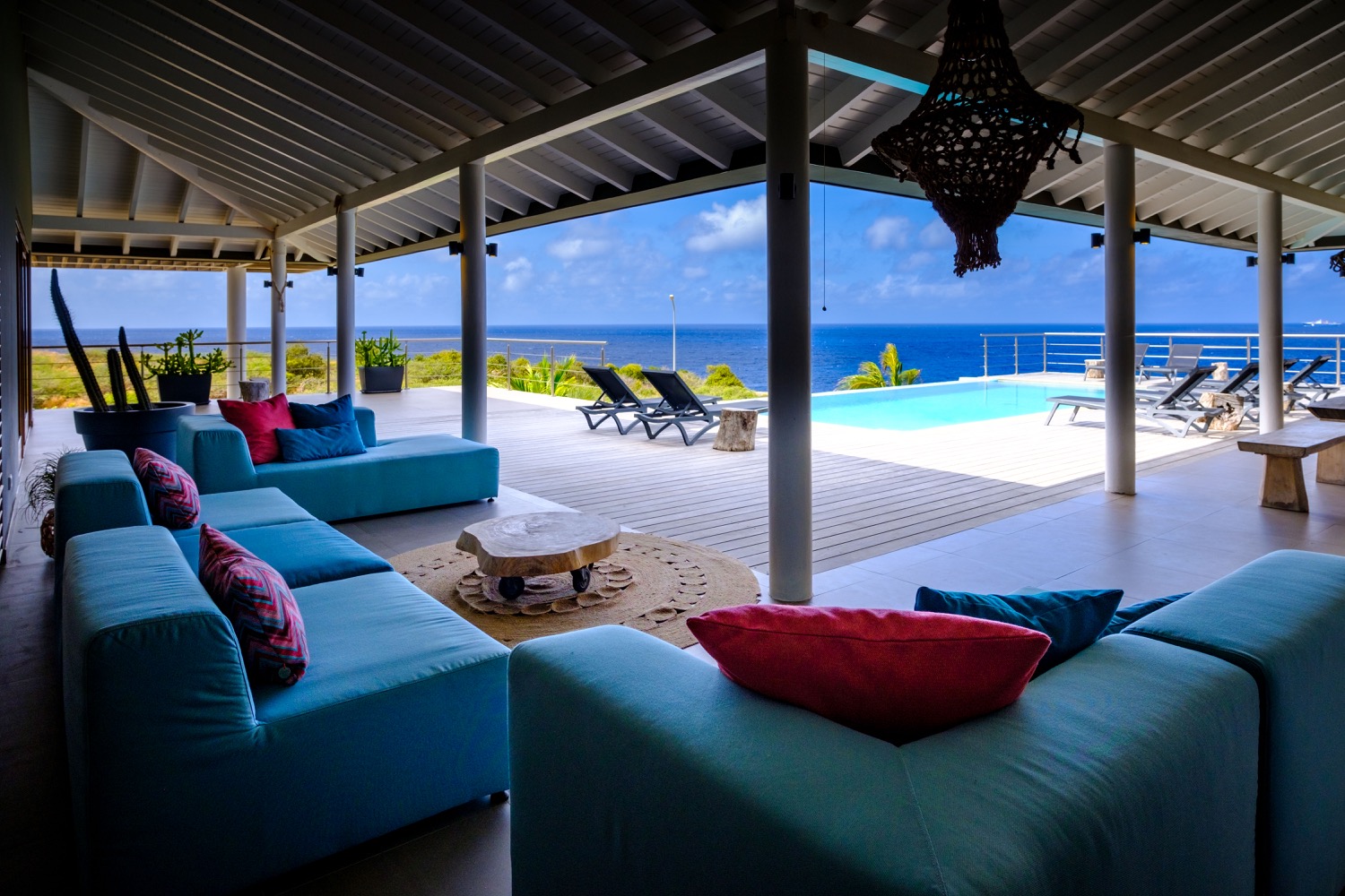 loungeset onder overkapping