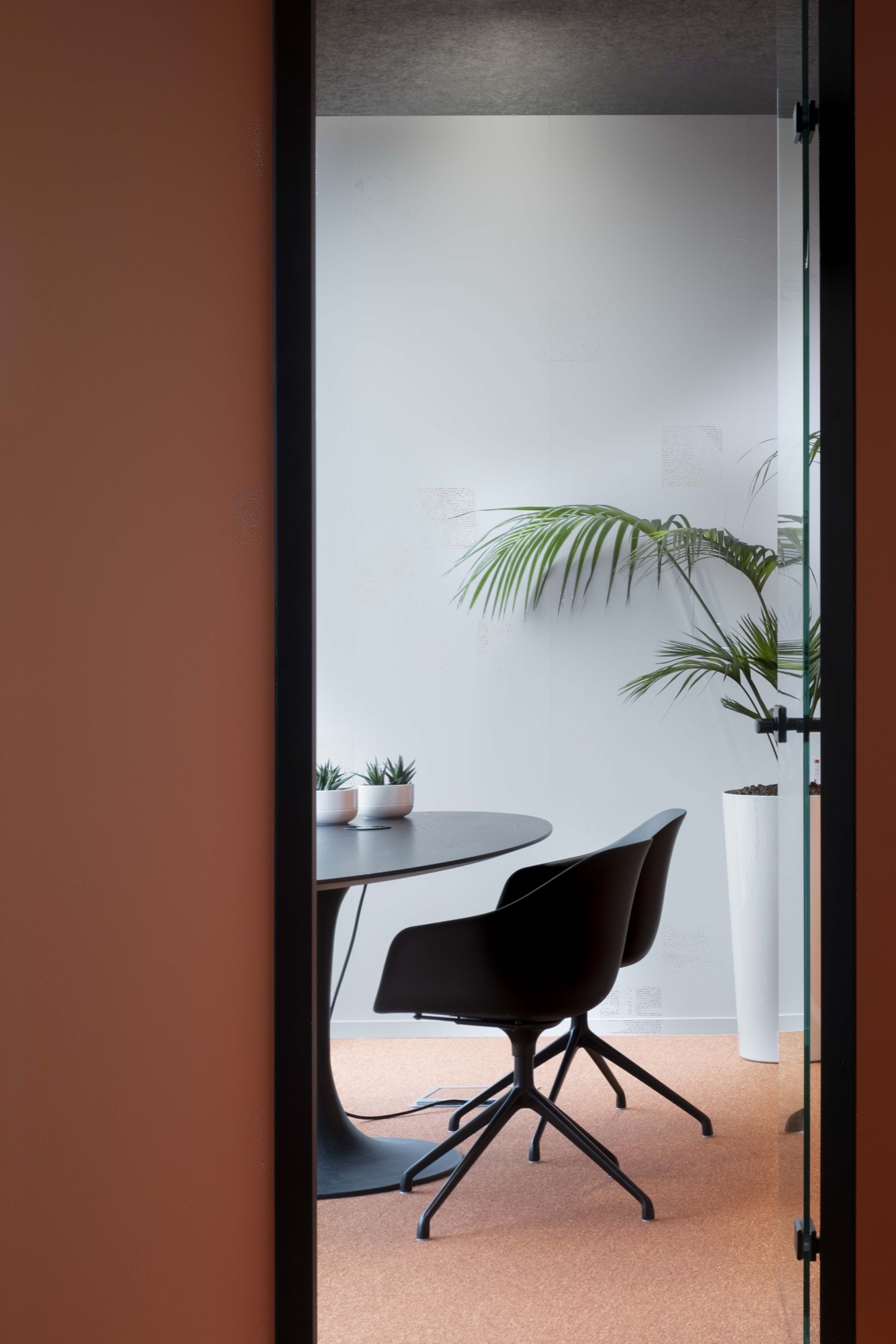 luxe meubels in kantoor