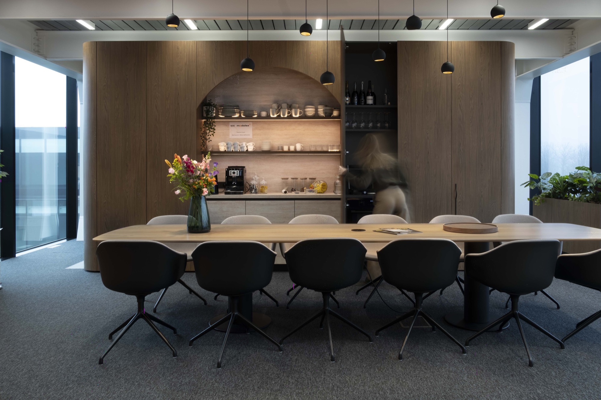 luxe kantine inrichting kantoor