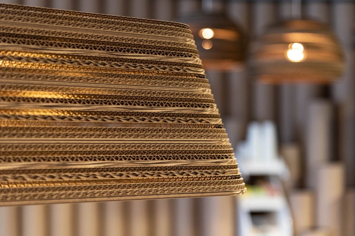 detail lamp