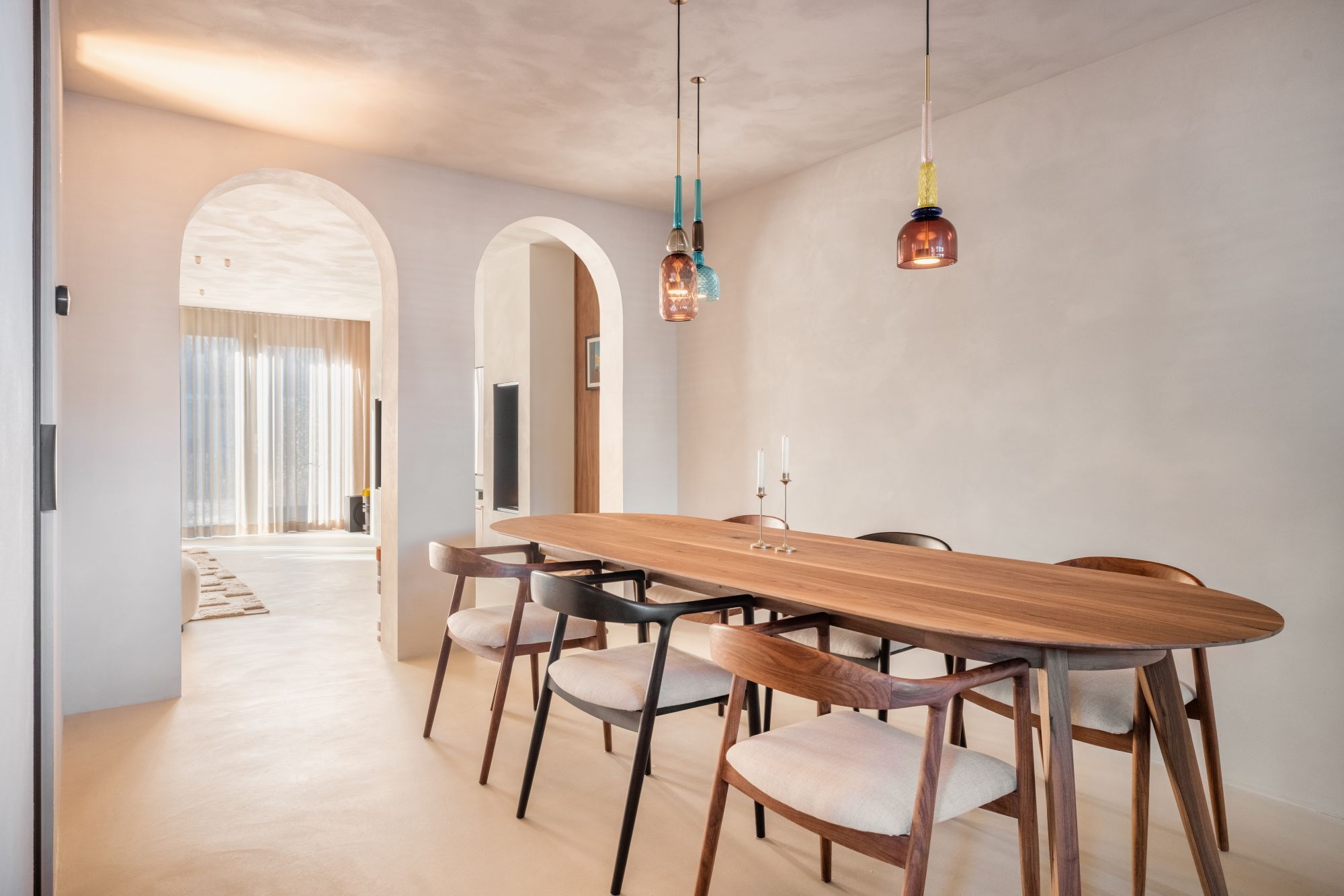 eetkamer met gietvloer