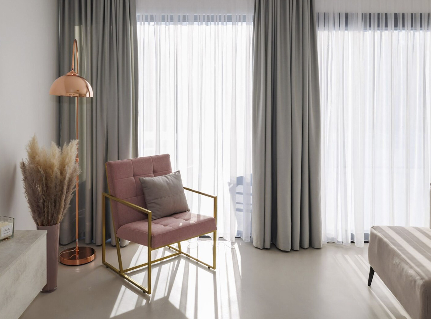 zithoek met luxe betonstuc