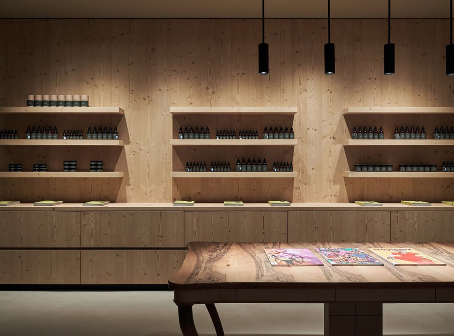 behandelruimte met design wanden