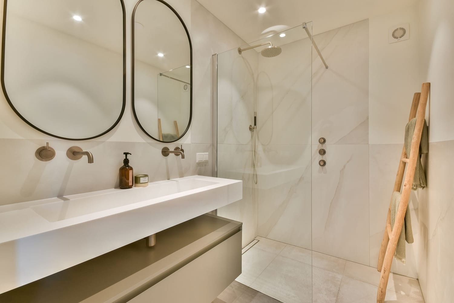 moderne badkamer