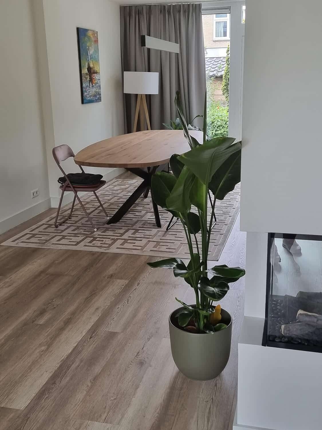 inkijk eetkamer