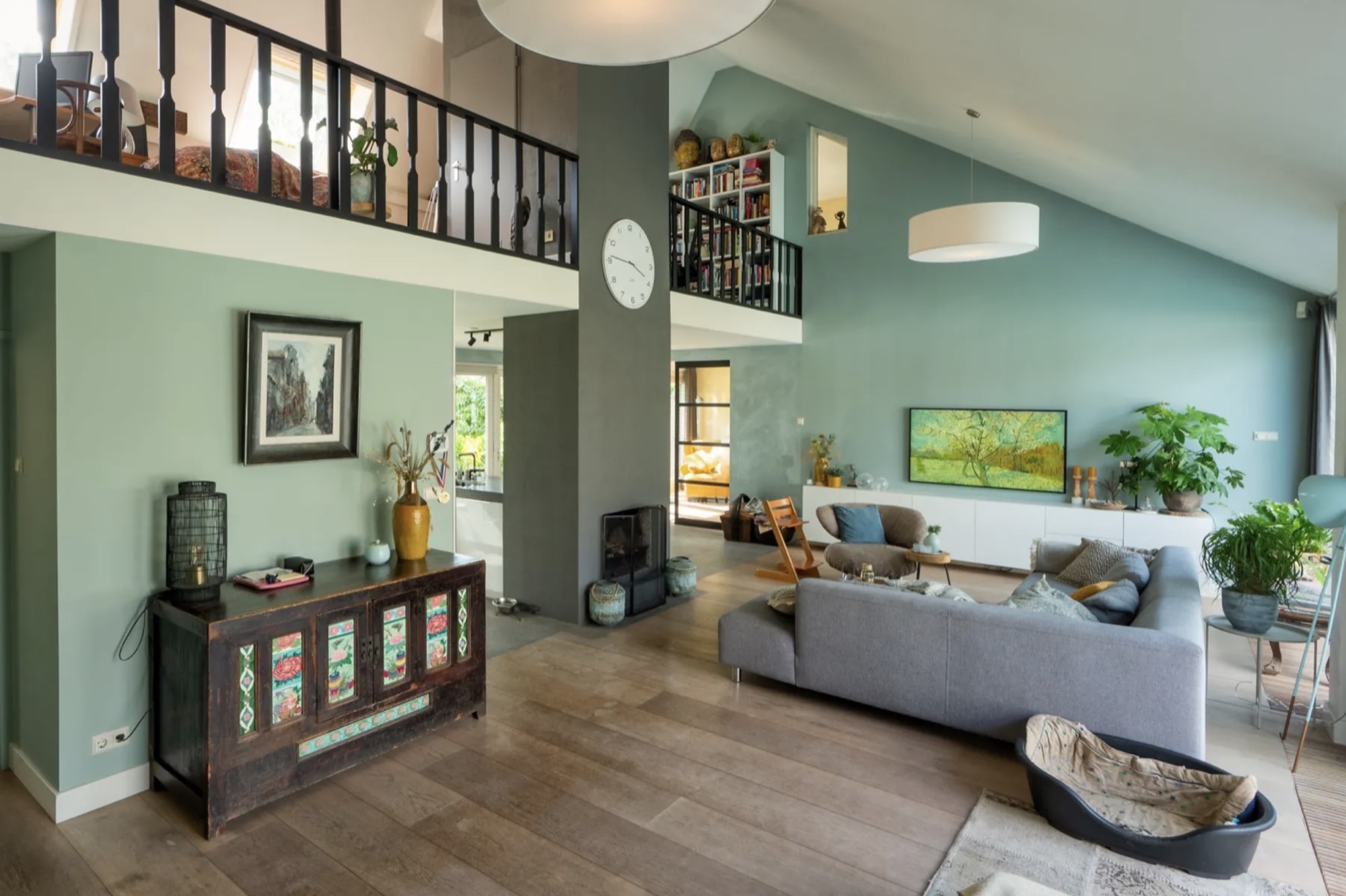 woonkamer met luxe wanden