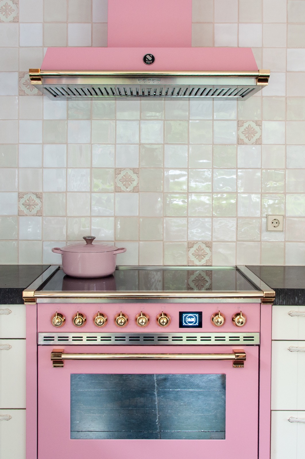 fornuis met design tegels