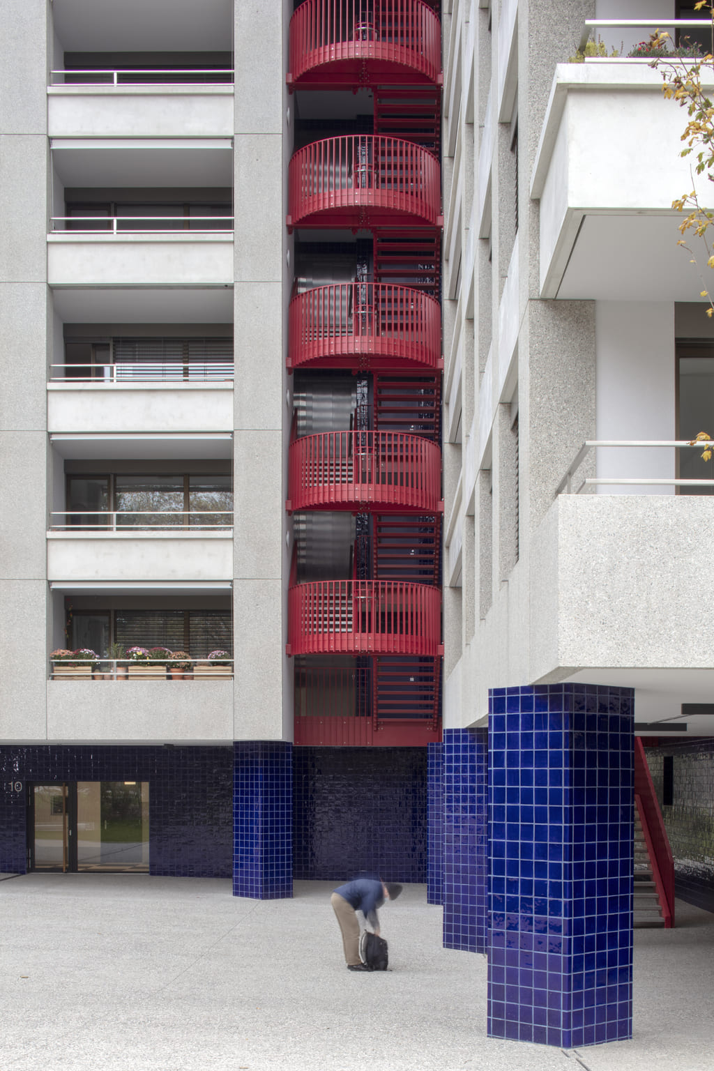 flatgebouw met wandafwerking