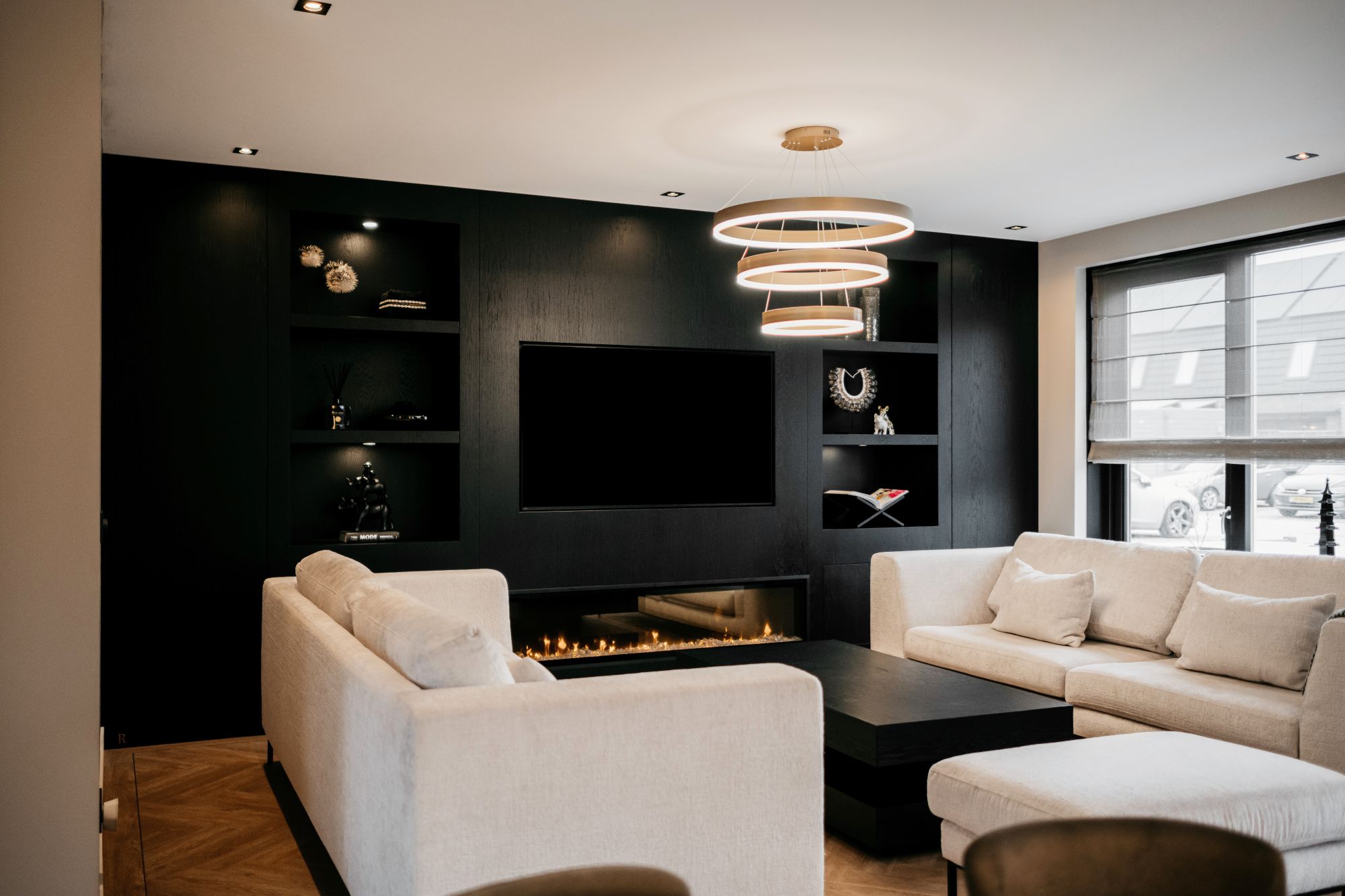luxe tv wand