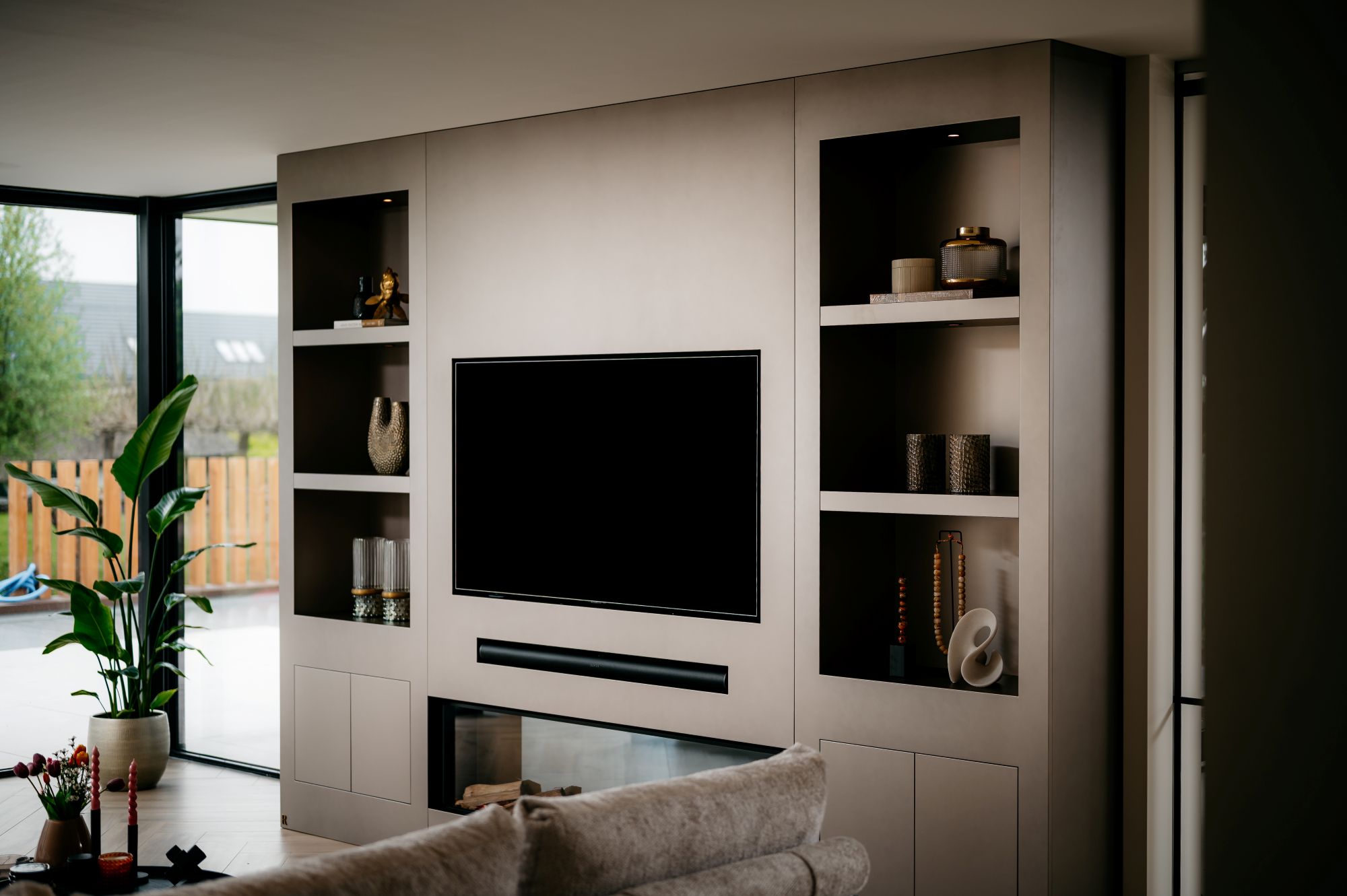 luxe cinewall