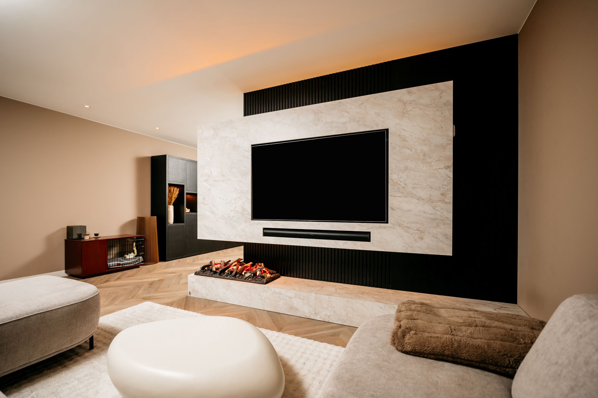 luxe tv wand