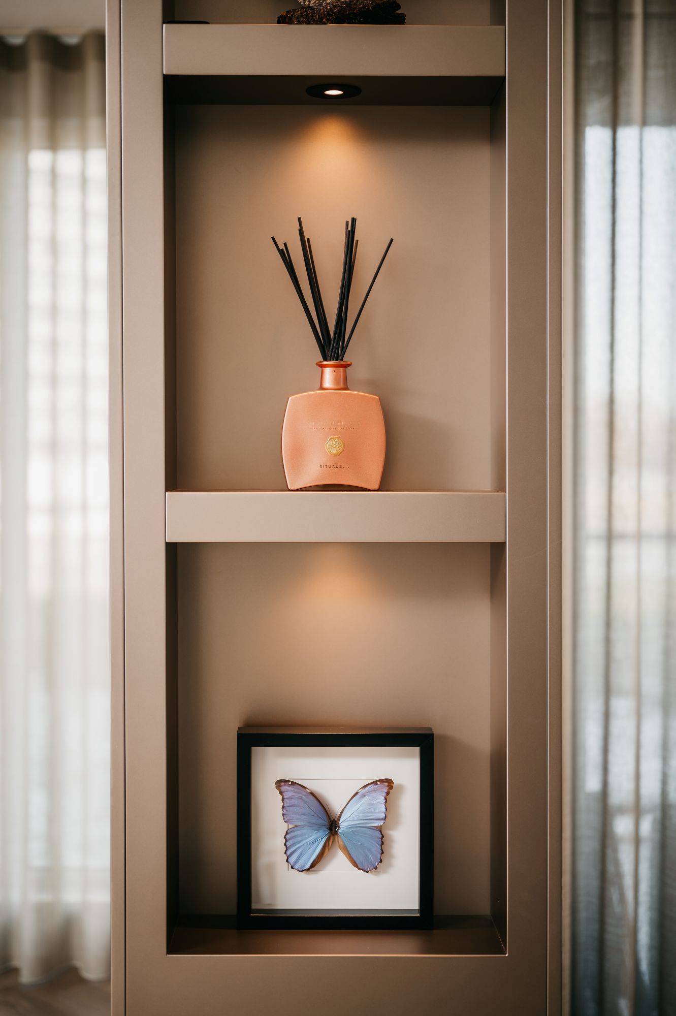 detail kast