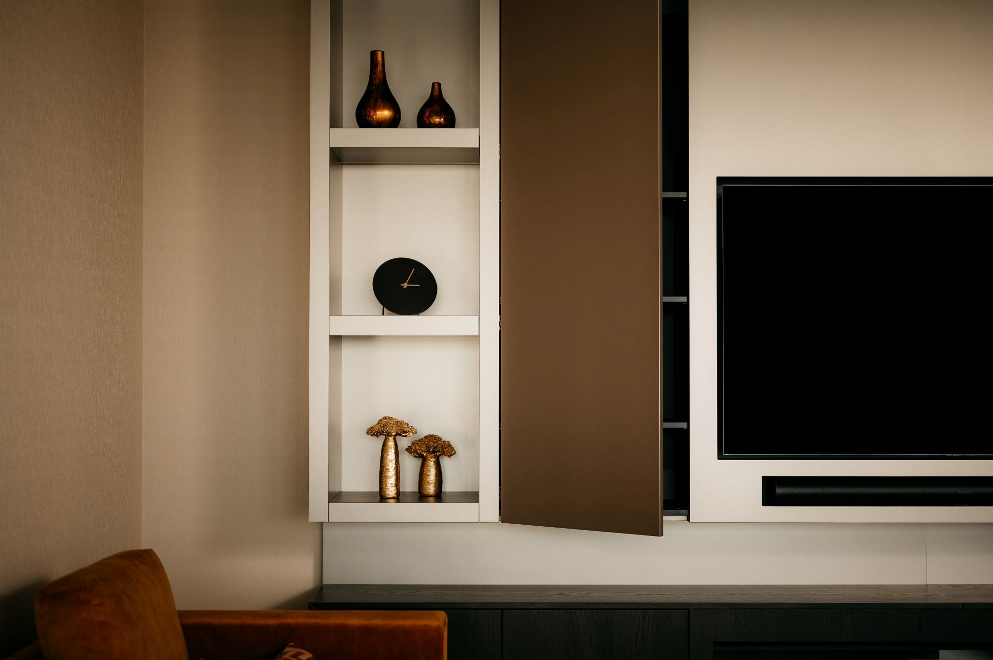 kast